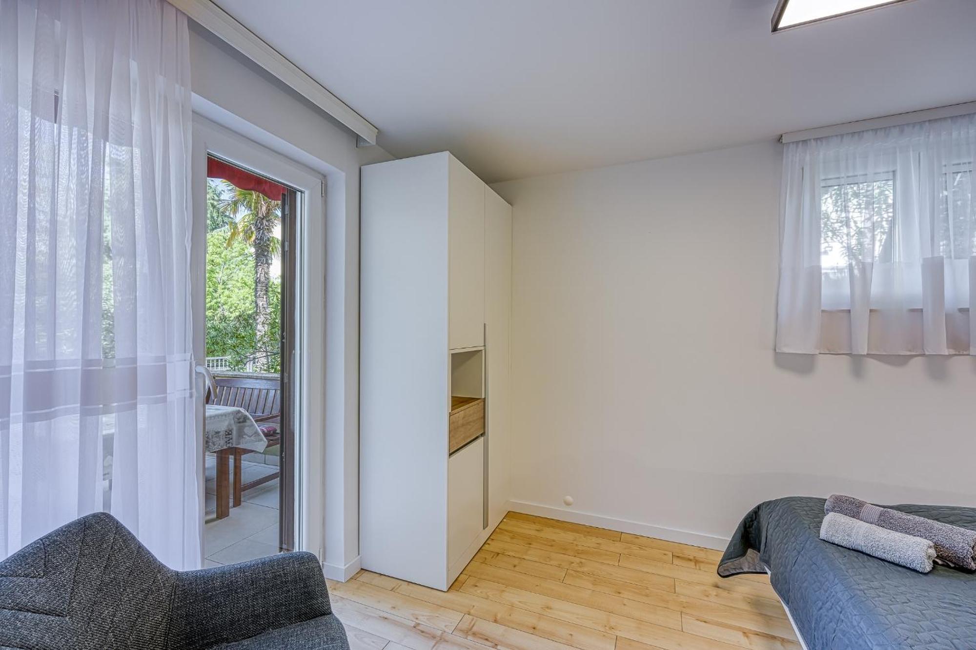 Apartments Pino ロヴィニ 部屋 写真